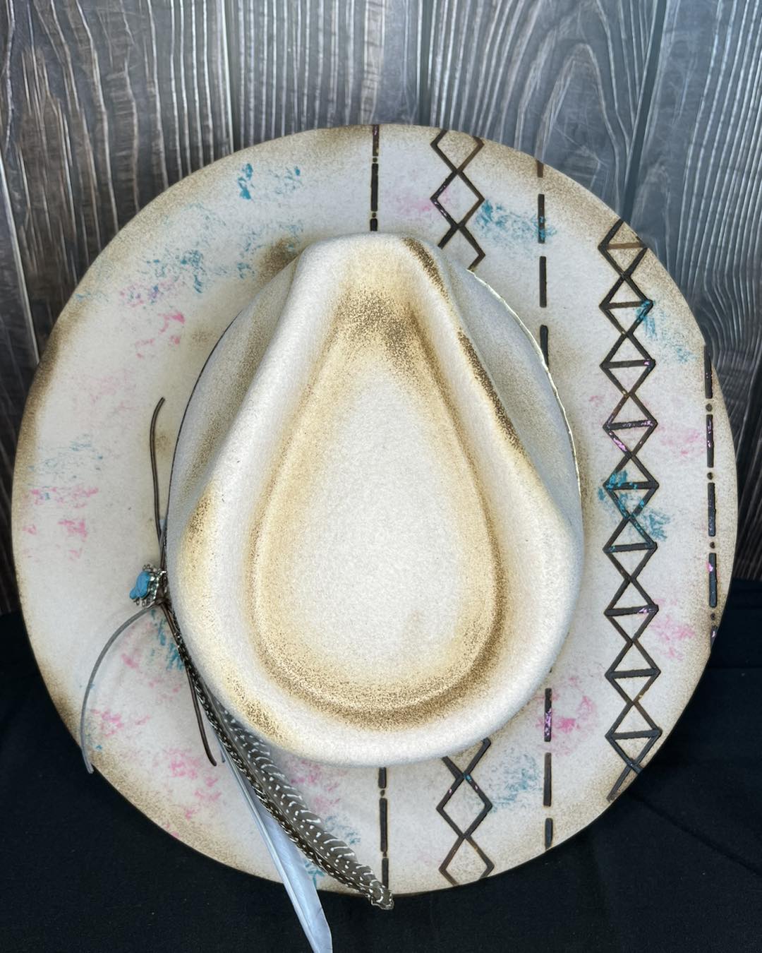 All Out Punchy Hat Customization